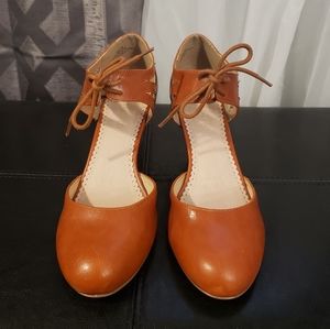 Lace-up D'orsay Pumps